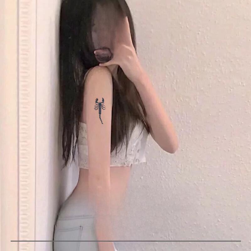 Долговечные наклейки-татуировки на травах со скорпионом и цветком — реалистичный, полуперманентный дизайн ключицы и руки для мужчин и женщин, водонепроницаемый.