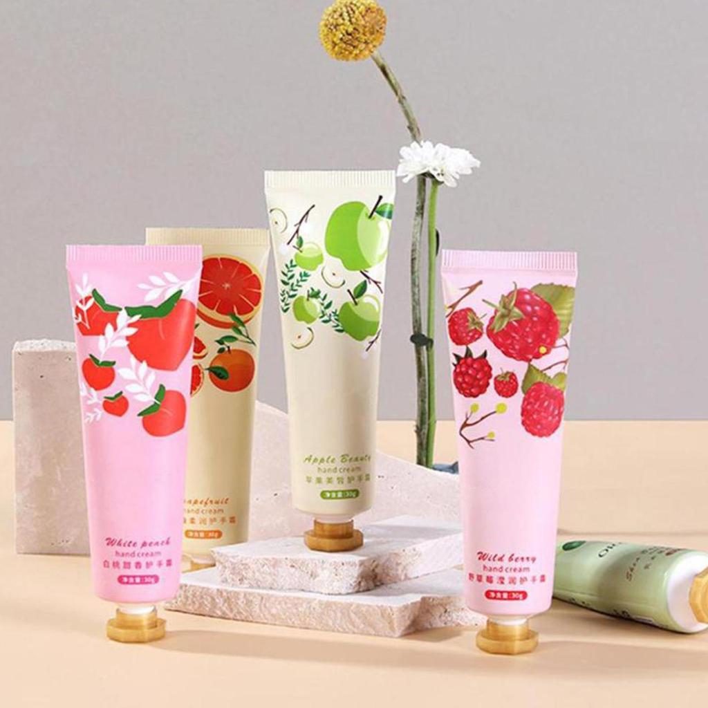 Korea Plant Essence Moisturizing Hand Cream Random Style U8S0