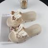 2024 Summer Casual Fashion Round Toe Flat Solid Color Comfortable Open Toe Metal Decorated Non-Slip Women Slippers Beach Outdoor