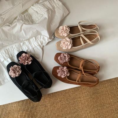 Маленькая внутренняя высота на танкетке балетки камелии одинарная обувь женская универсальная Мэри Джейн 2025 весна/лето