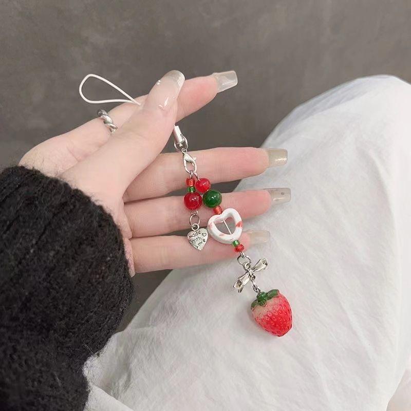 Lightweight Sweet Cute Strawberry Keychain Cellphone Charm Lanyard Lovely Fruits Bag Chain for Girls Aesthetic Jewelry Props
