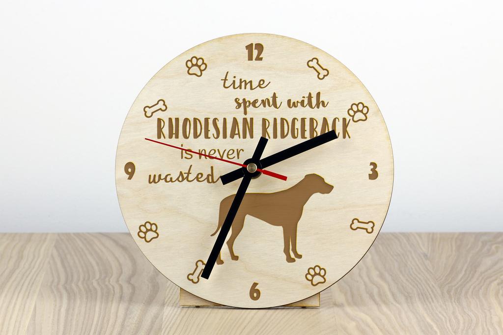Rhodesian Ridgeback, African Lionhound, African Lion Dog - clock with dog, wooden clock with engraving, personalised clock by Art-Dog