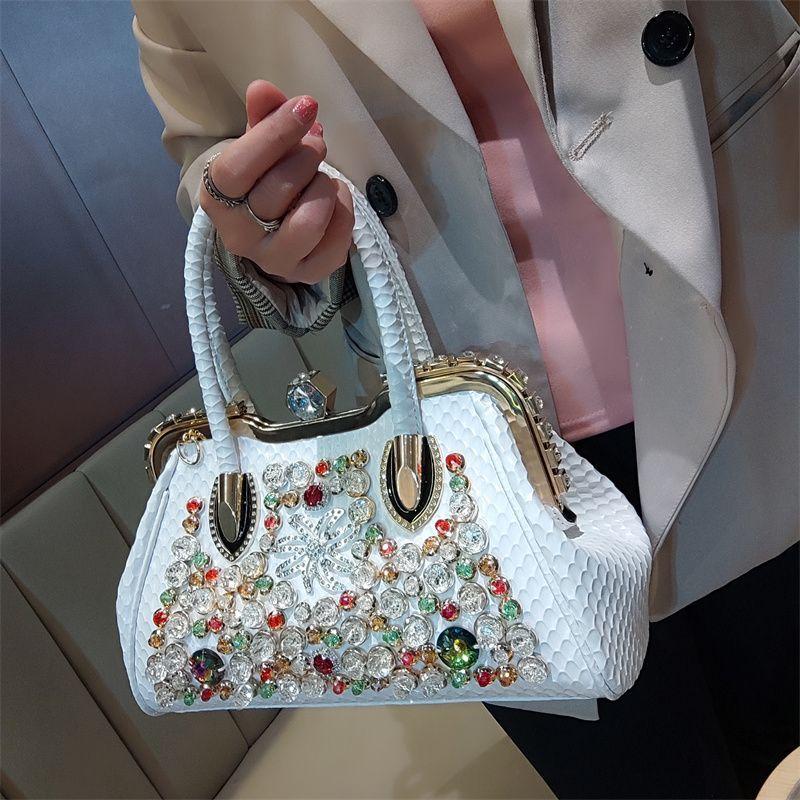 2025 Новая модная повседневная сумка через плечо с бриллиантами и пряжкой-замком