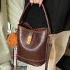 Popular Bags for Women In Autumn New One-shoulder Crossbody Bag for Women with High-end Versatile Bucket Bag for Women