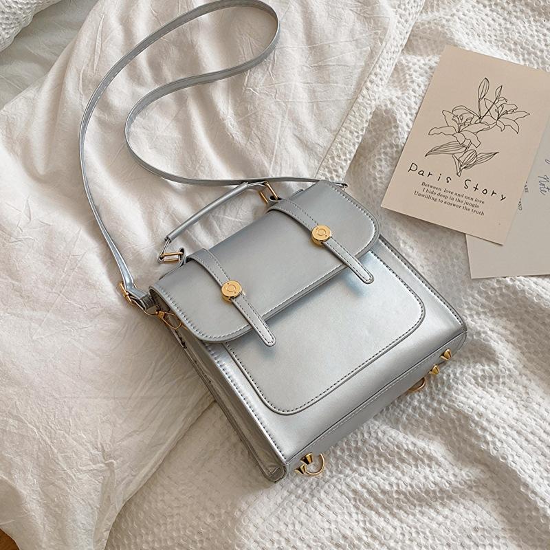 Large Capacity Fashionable and Minimalist Temperament Backpack, New Western-style Leisure Bag, Women's Minimalist Bag Trend