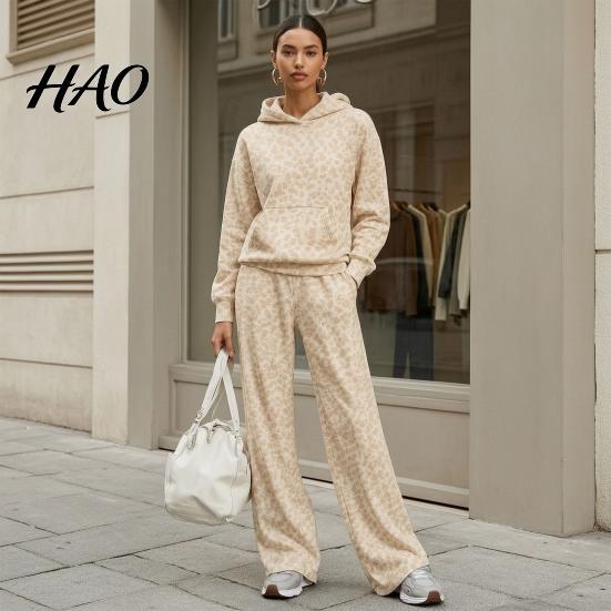 Loose Fit Lounge Sets Women Leopard Print Hoodie & Pants, Hooded Sweatshirt with Kangaroo Pocket, Casual Wide Leg Pants Two Piece Set for Fall Winter