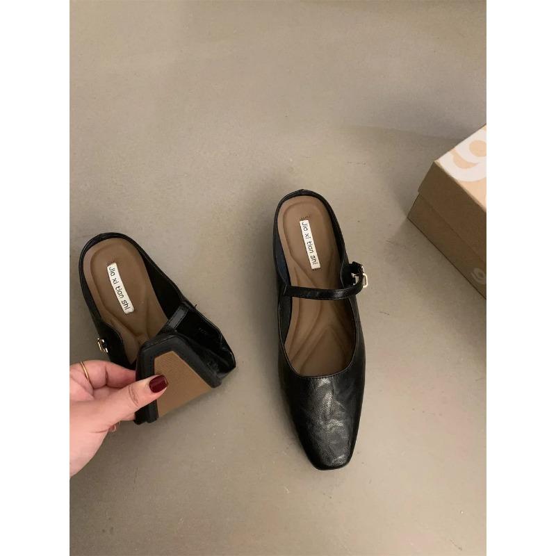 Женские плоские сандалии Пляжные мюли Плоские тапочки Мелкие фиолетовые шлепанцы Летние повседневные тапочки Удобный дизайн Плиссированная обувь