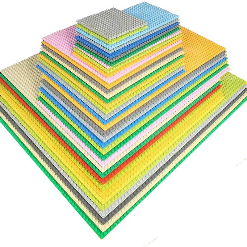 Нетоксичная базовая пластина 32x32 16x32 точки Классическая пластина с шипами Строительные блоки DIY Детали конструктора Базовые пластины Совместимые бренды City Friends