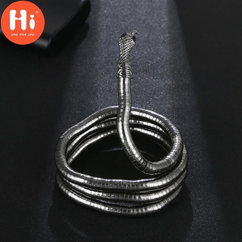 Прохладное многослойное колье со змеей в стиле Hi Punk