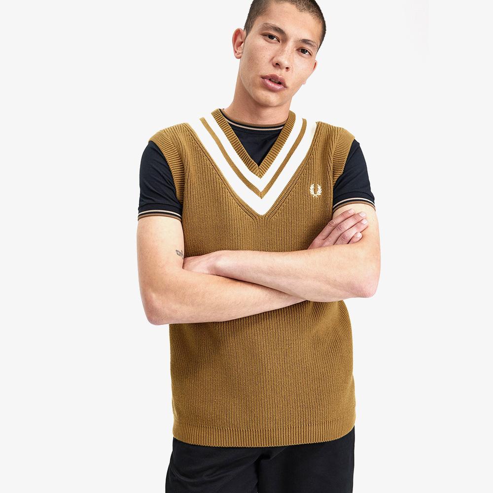 Жилет Fred Perry [Острый] с полосатой отделкой и V-образным вырезом (P96) Afpm2416524-P96
