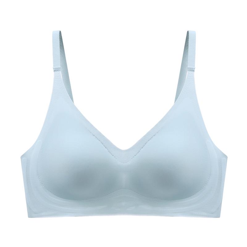 Seamless Ice Silk Nude Women's Underwear: Jelly Soft, Chest-Slimming, Supportive Gathered Bra, Comfortable & Breathable.