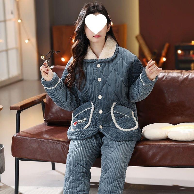 Пижама женская трехслойная утолщенная и милая зимняя можно носить больших размеров теплая стеганая домашняя одежда