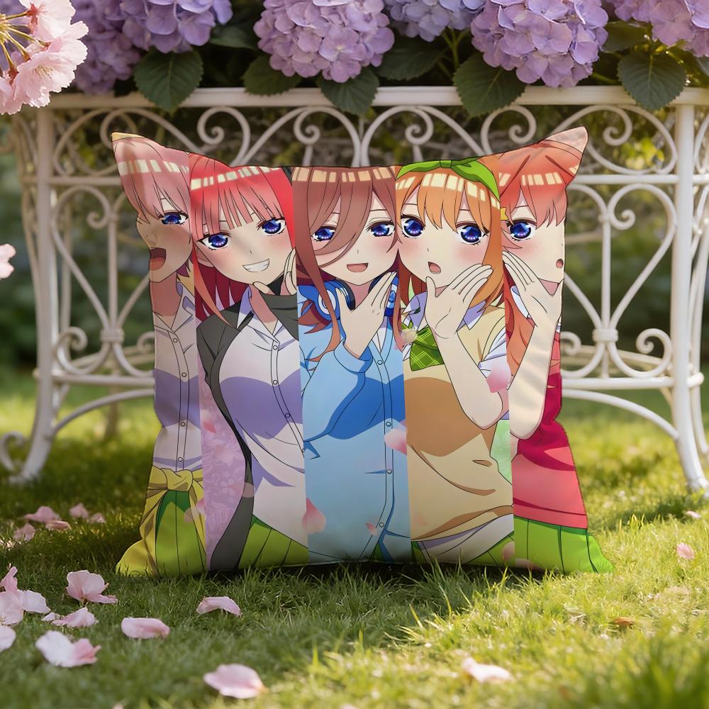 Милая Подушка-наволочка The Q-Quintessential Q-Quintuplets для дома и автомобиля: Двусторонняя конструкция для максимального комфорта