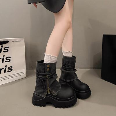 Женские ботинки Мартин на толстой подошве 2025 новая корейская версия интернет-знаменитость уличные милые и крутые малышки модные ботинки модный темперамент склад
