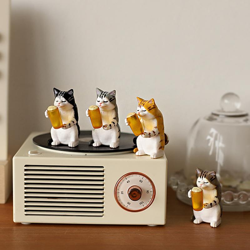 Cute Mini Cat Ornament Garden Kitten Statue Gift Room Decor Kawaii Fridge Magnets Miniature Beer Cat Magnetic Home Decoration