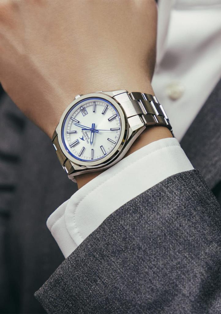 OCEANUS Watch In Equipped with Bluetooth Radio Solar White [Casio] [Made Japan] OCW-T200S-7AJF Men's