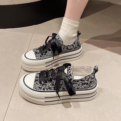 Женская обувь – Кроссовки