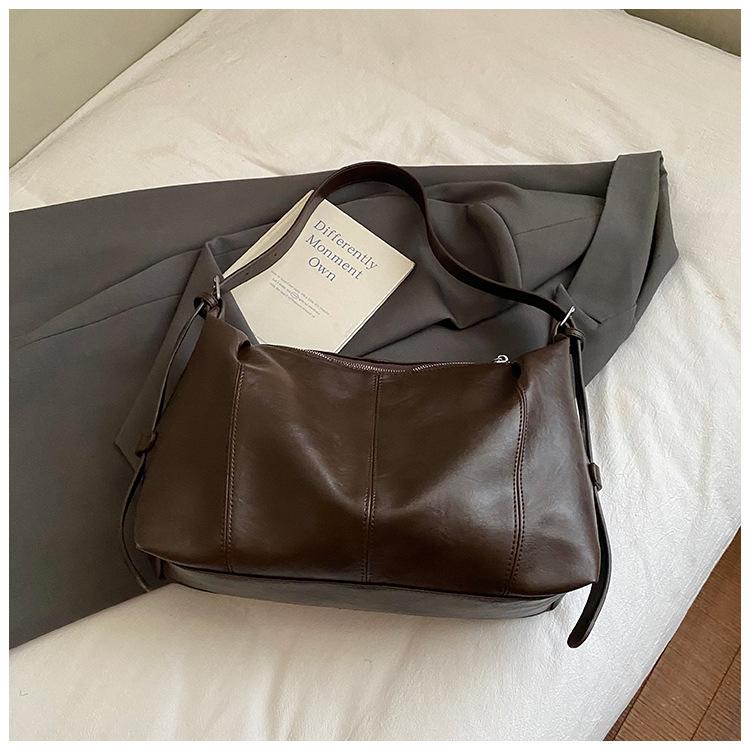 Ретро повседневная большая сумка женская 2025 новая корейская версия большая вместимость модная сумка-тоут зарубежный стиль на плечо сумка-мессенджер тренд