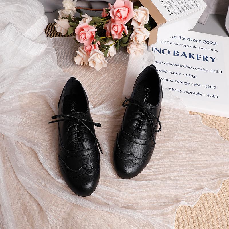 Новые туфли на плоском каблуке из коровьей кожи, маленькие белые туфли, женская повседневная обувь, нескользящая подошва, одинарные туфли