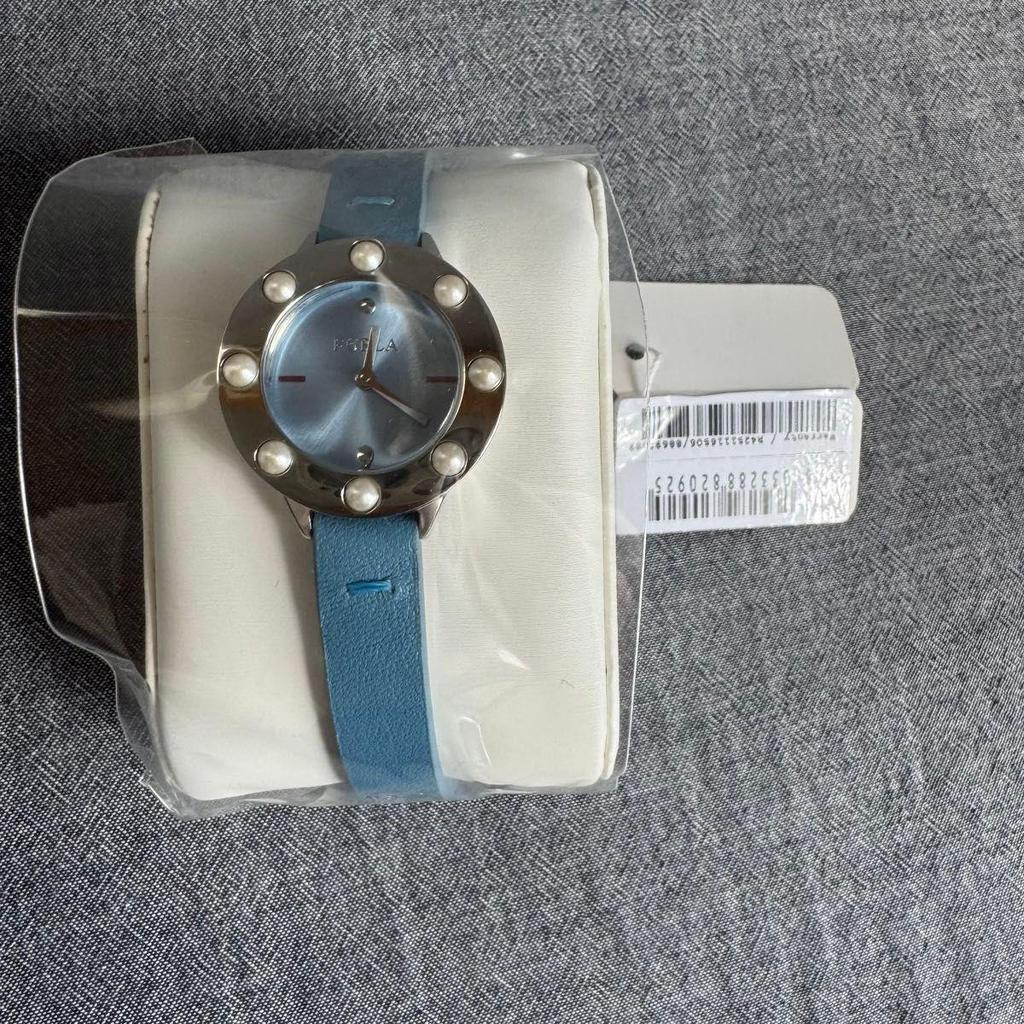 Б/у часы Furla FURLA CLUB R4251116506 синие кварцевые