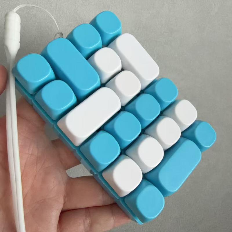 Брелок-кнопка Fidget Toy Мини-клавиатура Снятие стресса Сенсорная игрушка для детей Наполнители для подарочных пакетов Подарок