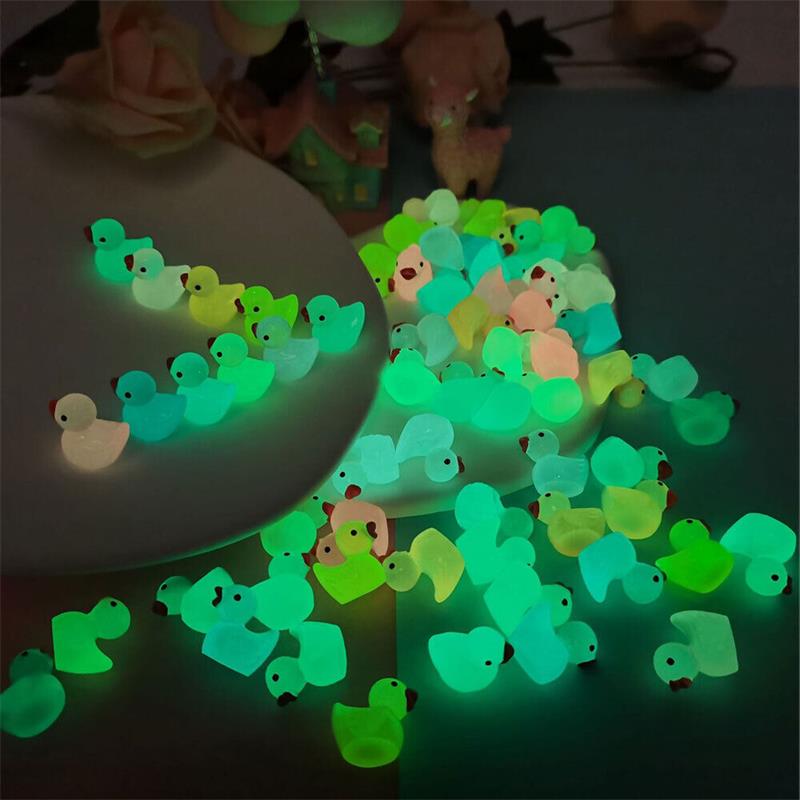 50/100x Tiny Ducks Mini Duck Glow In The Dark Mini Resin Figure Miniature