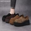 Модные женские туфли на платформе с леопардовым принтом, замшевые туфли на плоской подошве, повседневные кроссовки для женщин 2025 года, классическая спортивная обувь, новинка осени, Mujer Zapatos