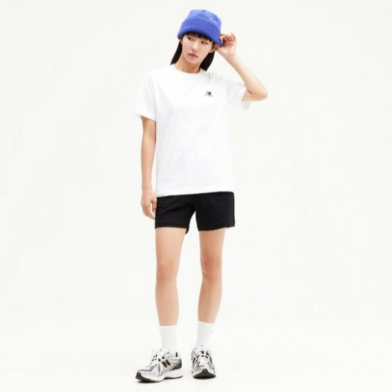 New Balance Футболка Kqj Nbnee21013 10 Common Essential с коротким рукавом и маленьким логотипом Stan