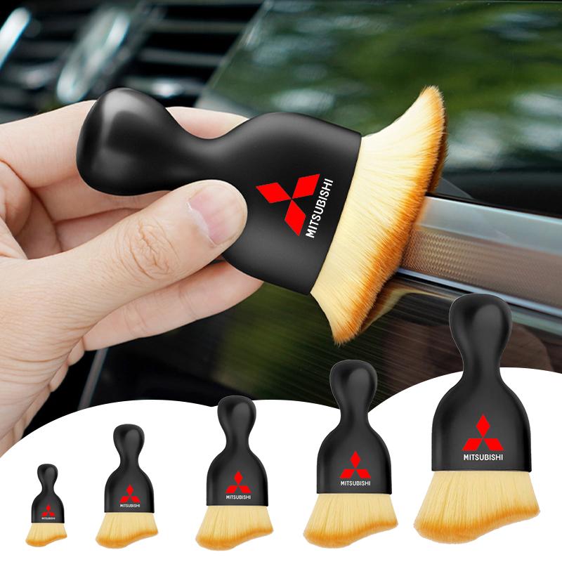 Car Interior Cleaning Tool Dashboard Air Outlet Soft Brush For Mitsubishi Pajero Outlander XL Montero Lancer Triton l200 Galant