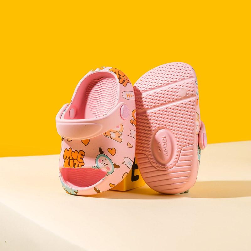 Childrens Eva Slipon Clogs With Lightweight Sole And Cute Cartoon Print For Summer Use