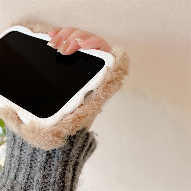 Чехол для Apple 13 Promax Plush с защитой от падений, силикон Wave Edge - 14 Простой и защитный чехол.