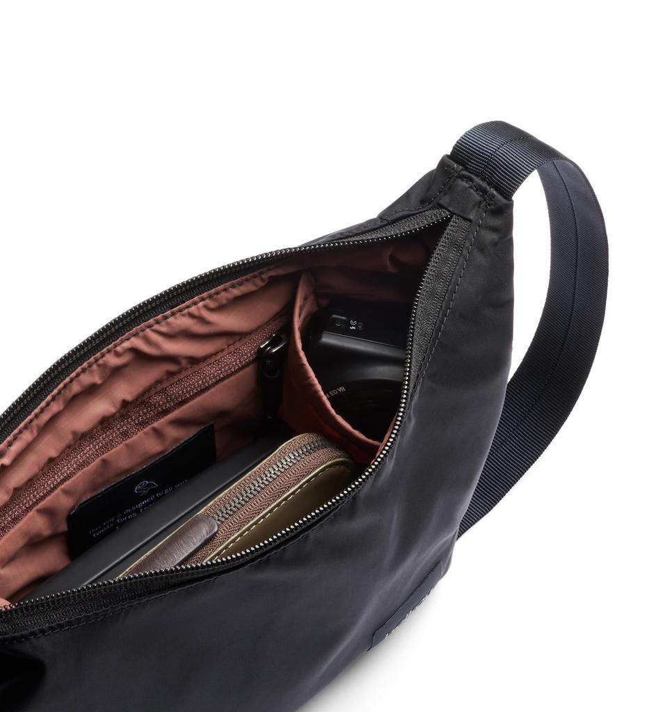 Bellroy Laneway Crescent Bag, 2.5L Capacity, Mini Shoulder Bag for Everyday Use, Interior and Exterior Pockets, Adjustable Strap, Amazing Storage