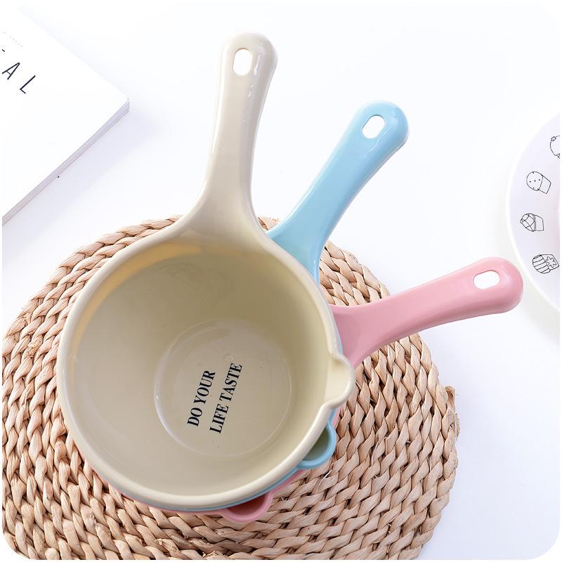 Пластиковый утолщенный половник для душа для младенцев с длинной ручкой ARI