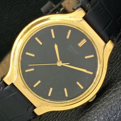 Б/у SEIKO QUARTZ JAPAN МУЖСКИЕ ОРИГИНАЛЬНЫЕ ЧАСЫ С ЦИФЕРБЛАТОМ a432778-2