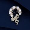 The Dream Fulfillment Bow Pearl Brooch Is A Versatile, Unique, Simple and Niche Design for Women