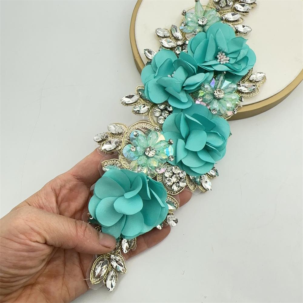 1PCS Handmade 3d Sew On Applique Embroidery Rhinestone Flower Patch for Wedding Dress