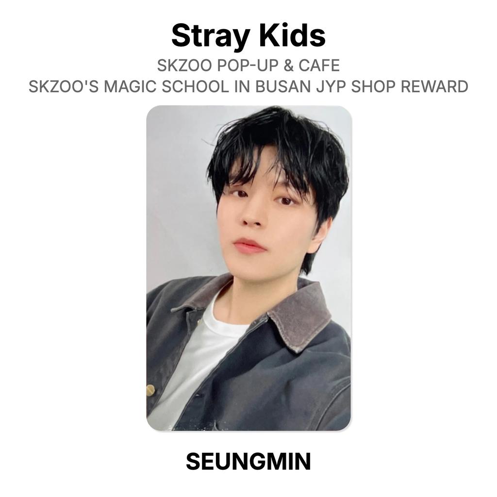 Stray Kids POP-UP и КАФЕ SKZOO SKZOO'S MAGIC SCHOOL В БУСАНЕ JYP SHOP НАГРАДА Официальная фотокарточка