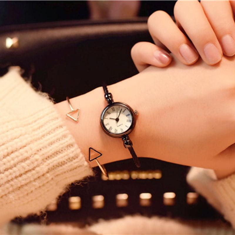 Charm Quartz Fashion Ladies Clock Hot Sale Women Bracelet Popular Stainless Steel Wristwatches Retro Watches Ulzzang High Quality Bangle Luxury