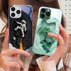 Луна и астронавты для iPhone 16 Pro Max 15 Pro 14 13 12 Mini 11 XS M Ax XR 7 8 Plu SE 2022 Чехол для телефона из закаленного стекла