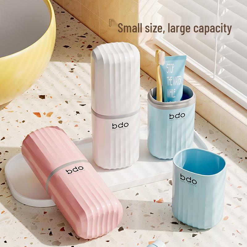 Дорожный набор для зубной щетки и стаканчика для полоскания рта