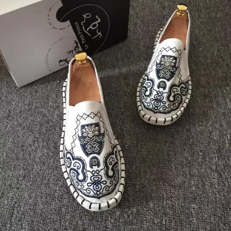 Ethnic Style Embroidery Old Beijing Cloth Shoes Men'S Breathable Cloth Shoes Beef Tendon Sole Handmade Canvas Shoes Non-Slip Doudou Shoes