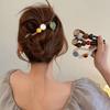 Summer Barrettes For Women Elegant Twist Hair Clip Long Hair Holder Hairpin Sweet Hair Ornament Headband Shark Clips Headdress