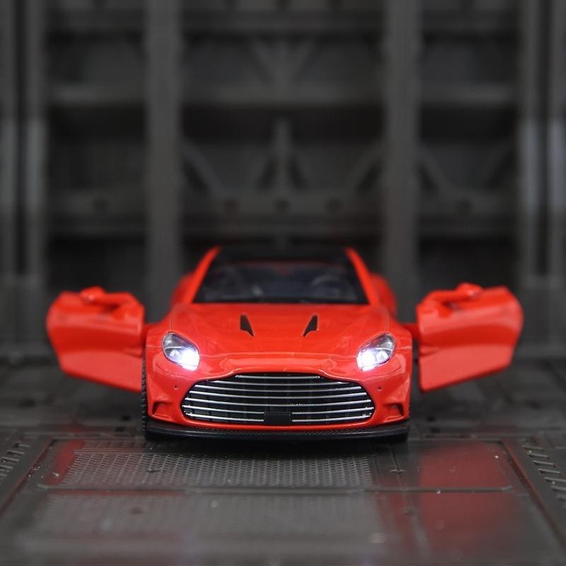 1:34 Vanquish Металлическая модель автомобиля, Открывающиеся двери, Звук и свет, Возвратная мощность, Спортивный автомобиль, Богатая детализация