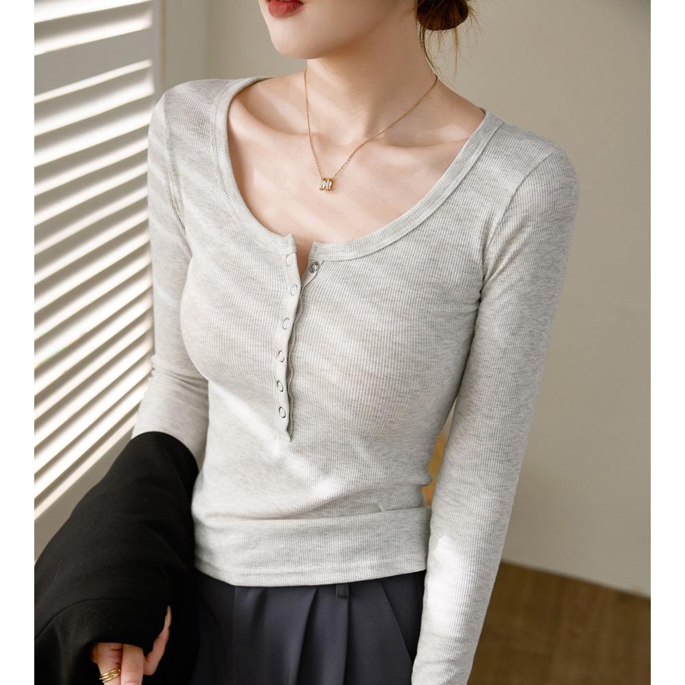 Button Base Shirt for Women In Autumn and Winter New T-shirt for Slim Outside and Long-sleeved T-shirt Round Neck Slim Body