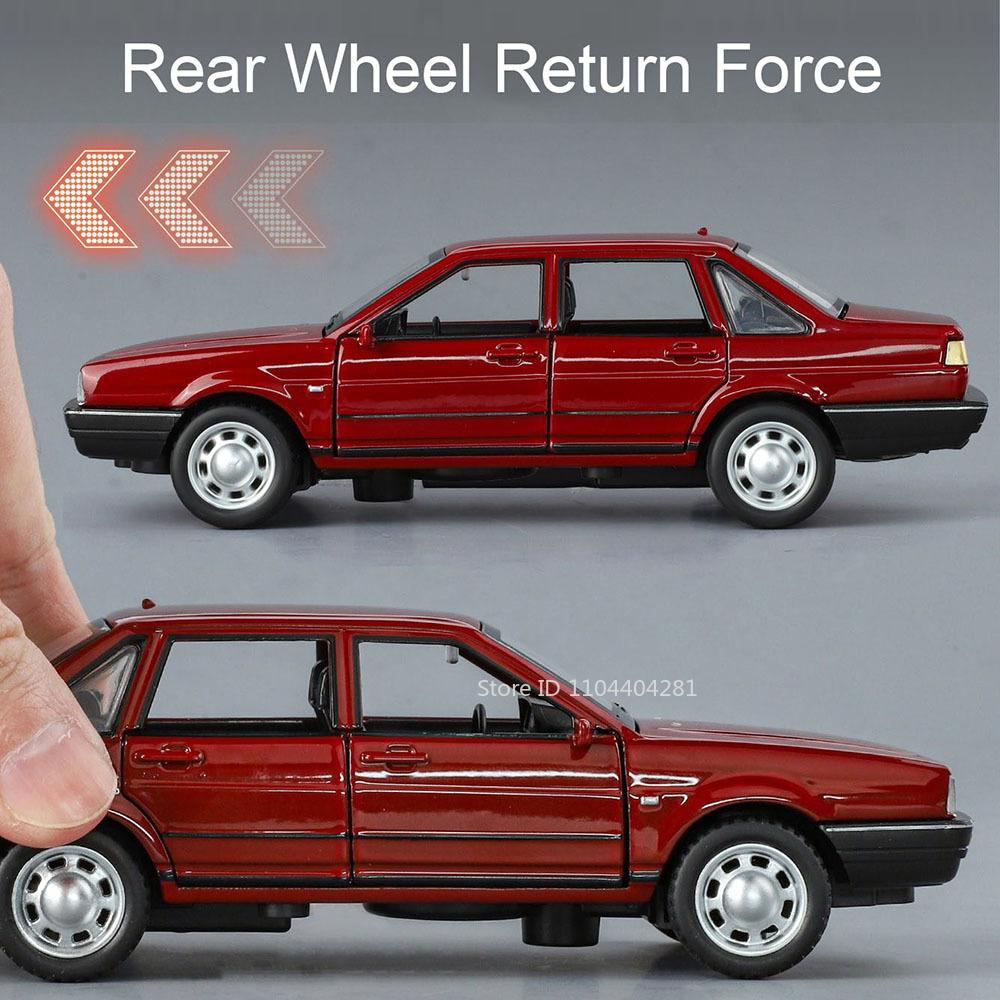 1:32 Santana Cc Миниатюрная Модель Игрушка Литой Сплав Машина Звук Свет Инерционный Механизм Открывающиеся Двери Поворот Передних Колес Машины Подарок для Мальчика Взрослого