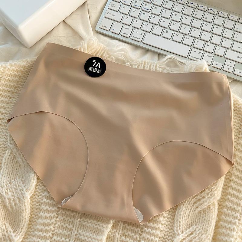 Women Mid Waist Seamless Antibacterial Solid Color Large Size Underwear For Young Girls