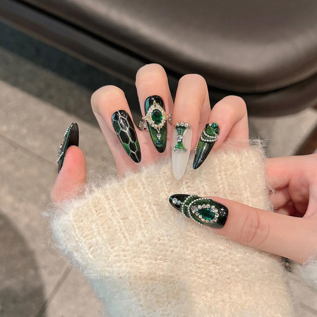10Pcs Handmade False Nails Medium Long Pointy Style Emerald Green Color