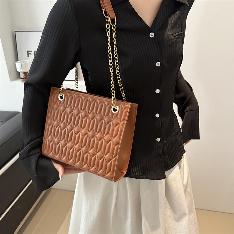 Female Big-Name Pressure Shell Messenger Bag Texture Popular Chain Shoulder Bag Foreign Fashion Handbag