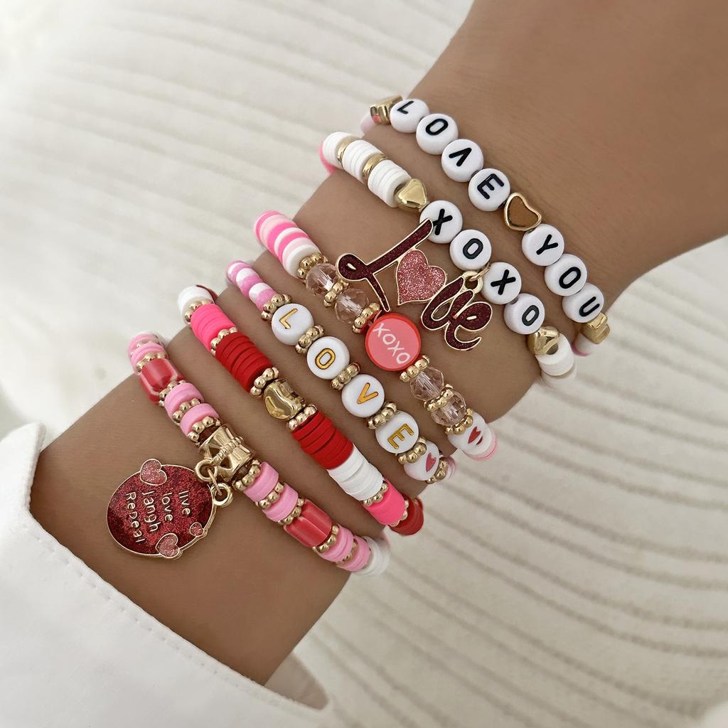 6Pcs/Set Romantic Love Heart Pendant Bracelets for Women Girls Cute Pink Soft Clay Beaded Bangles Valentine's Day Jewelry Gift
