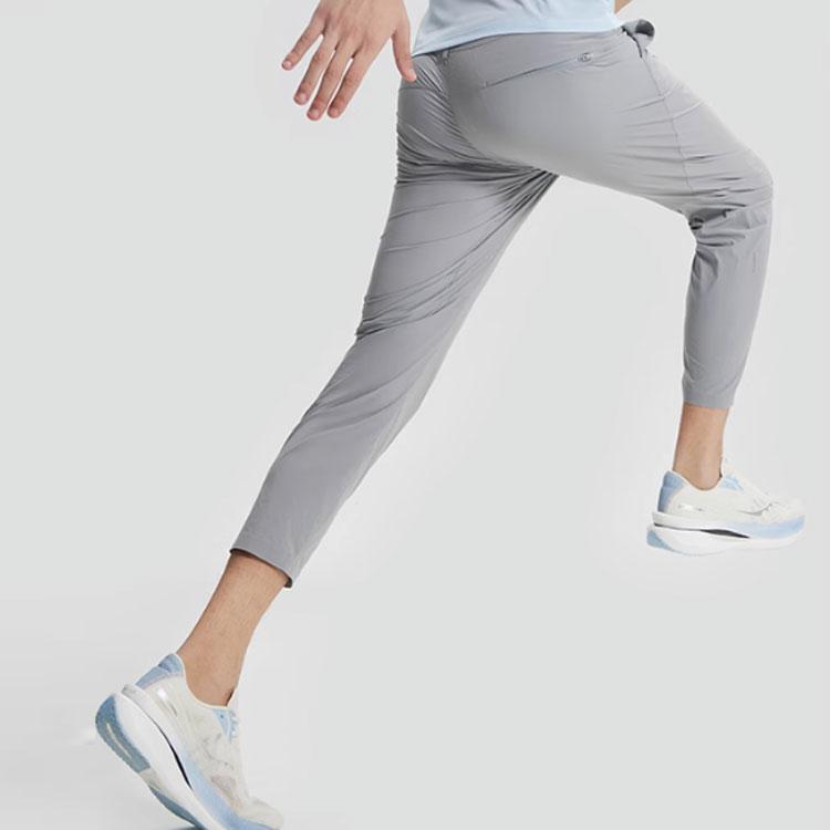 Saucony Casual Pants Men's Light Gray Moderate Straight Fit Pants SC2239069-2